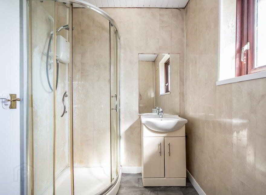 23 West Circular Crecent, Belfast, BT13 3QP