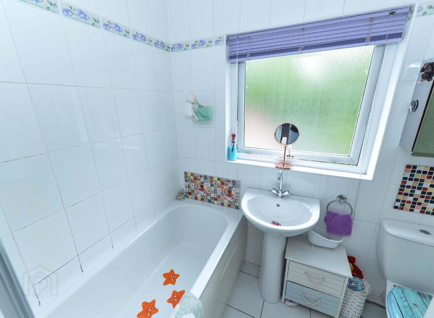 121 Abbey Park, Belfast, BT5 7HP
