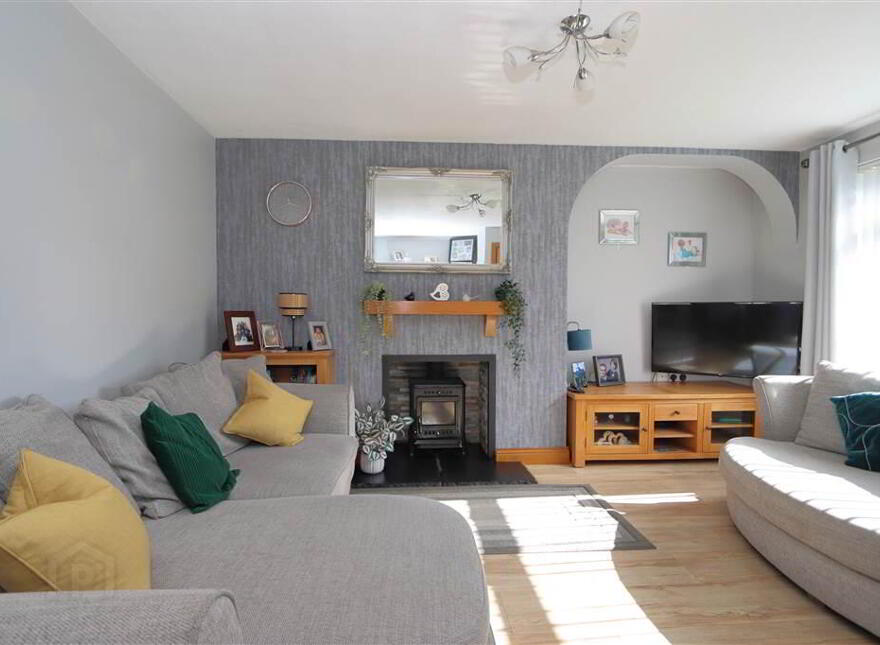8 Longlands Drive, Darragh Road, Comber, BT23 5AL
