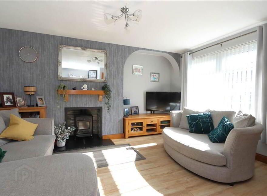 8 Longlands Drive, Darragh Road, Comber, BT23 5AL
