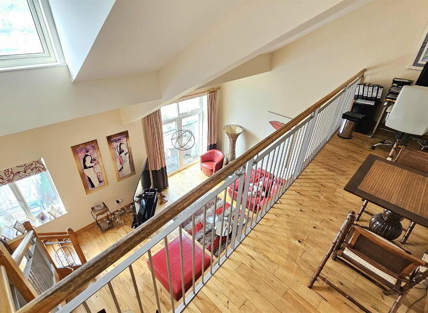 24 Quayside, Carrickfergus, BT38 8BJ