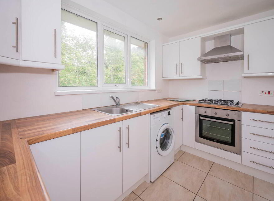 48a Strathearn Court, Holywood, BT18 9NR
