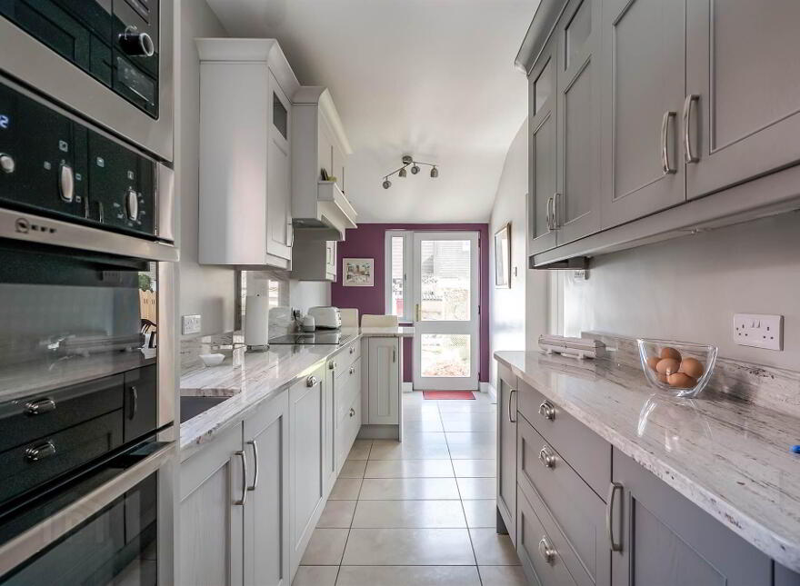 14 Orpen Park, Belfast, BT10 0BN