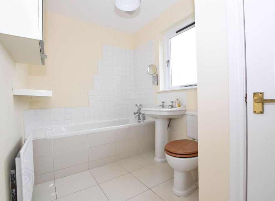11 Cairndore Crescent, Newtownards, BT23 8PA