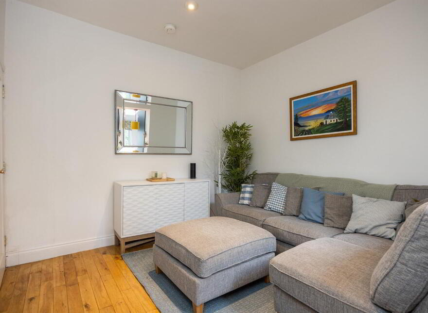 35 Ethel Street, Lisburn Road, Belfast, BT9 7FT