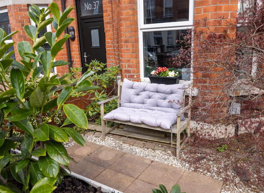 35 Ethel Street, Lisburn Road, Belfast, BT9 7FT