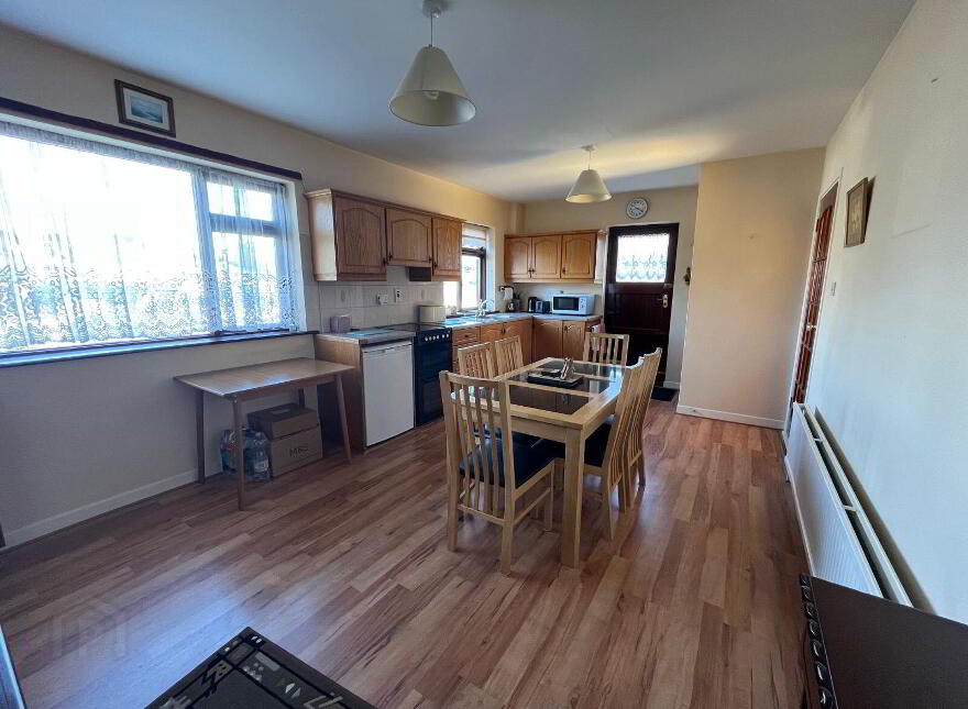 Church Road, Bantry, P75KR52