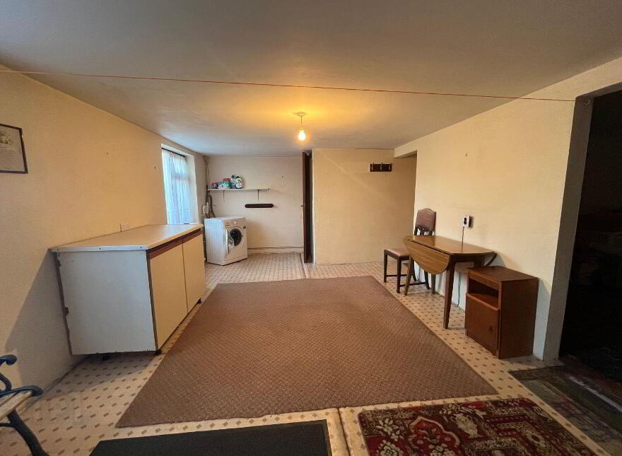 Church Road, Bantry, P75KR52
