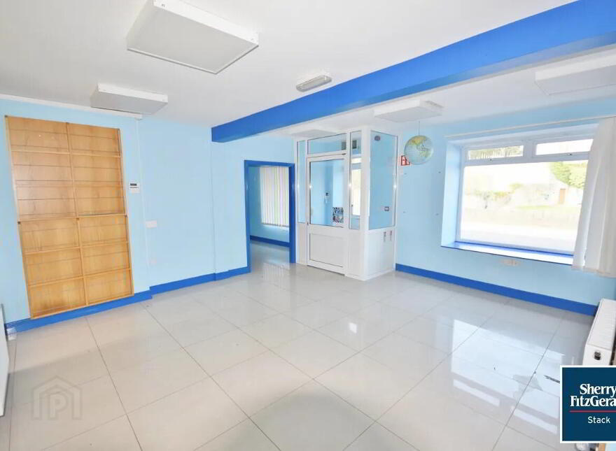 8 South Quay, Newcastle West, V42Y990