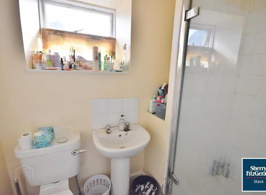 8 South Quay, Newcastle West, V42Y990