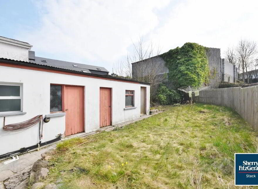 8 South Quay, Newcastle West, V42Y990