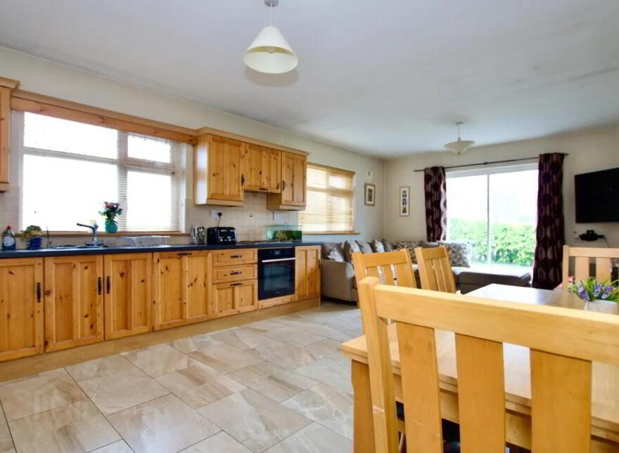 Kilkenny West, Glasson, Athlone, N37DN25