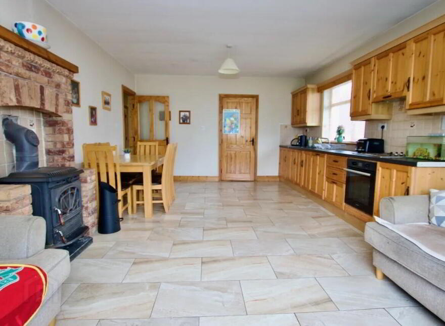 Kilkenny West, Glasson, Athlone, N37DN25