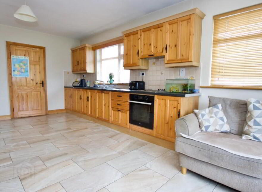 Kilkenny West, Glasson, Athlone, N37DN25