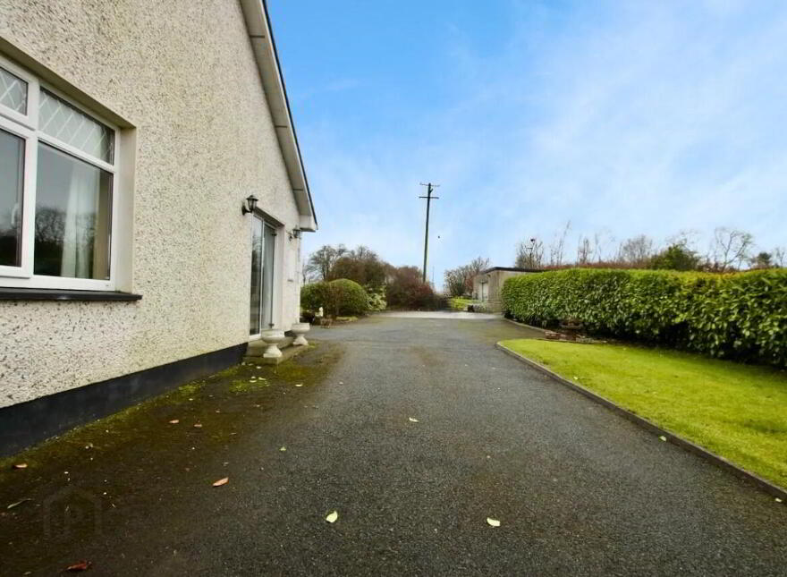 Kilkenny West, Glasson, Athlone, N37DN25