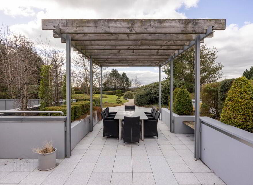 Robinsview, 94a Monlough Road, Saintfield, Ballynahinch, BT24 7HN