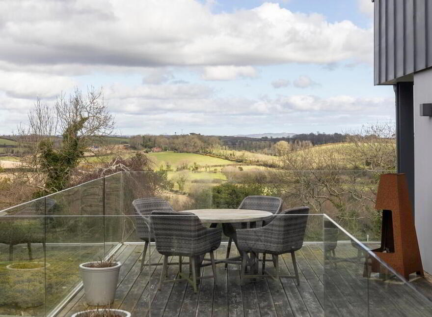 Robinsview, 94a Monlough Road, Saintfield, Ballynahinch, BT24 7HN