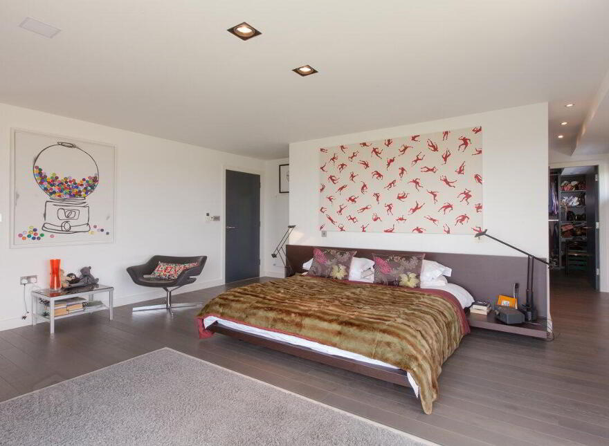 Robinsview, 94a Monlough Road, Saintfield, Ballynahinch, BT24 7HN