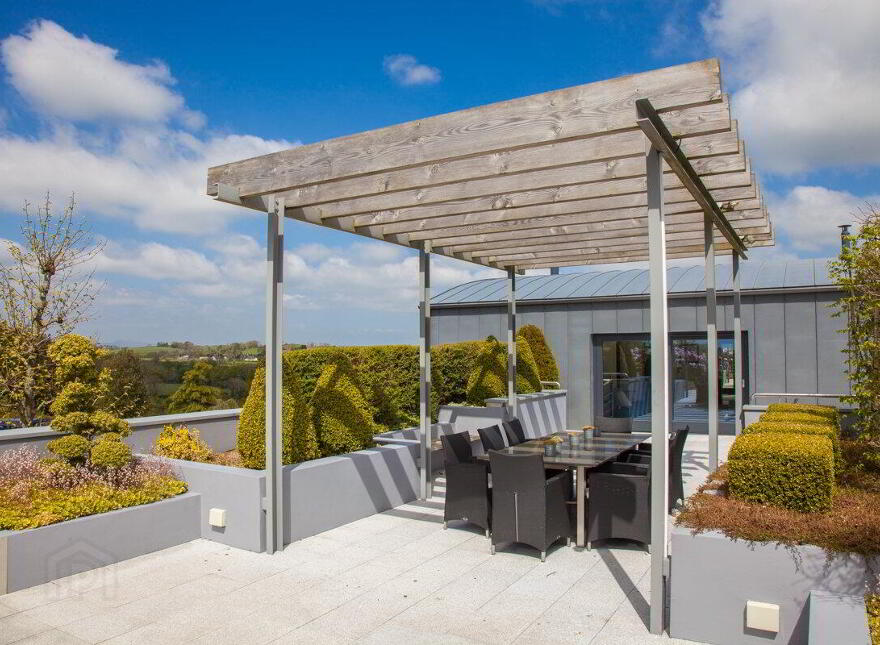 Robinsview, 94a Monlough Road, Saintfield, Ballynahinch, BT24 7HN