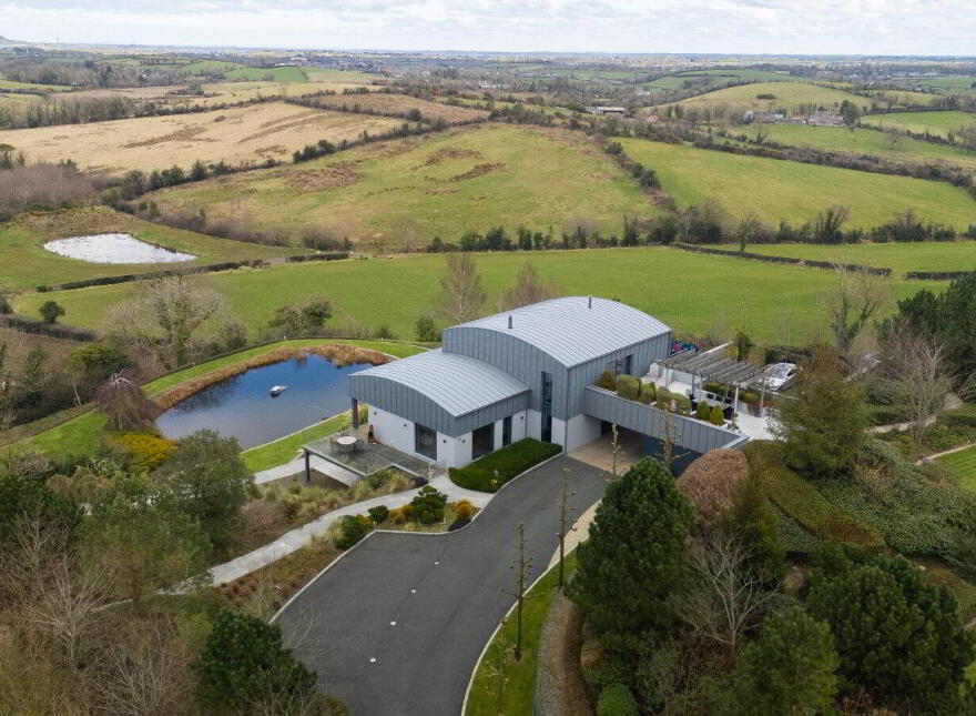 Robinsview, 94a Monlough Road, Saintfield, Ballynahinch, BT24 7HN