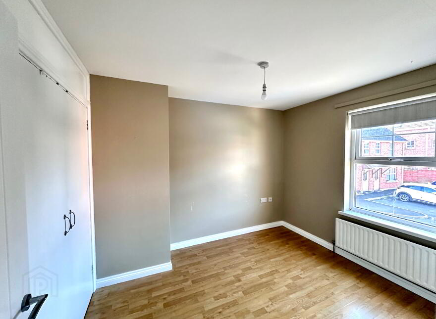 6 Molesworth Court, Cookstown, BT80 8XF