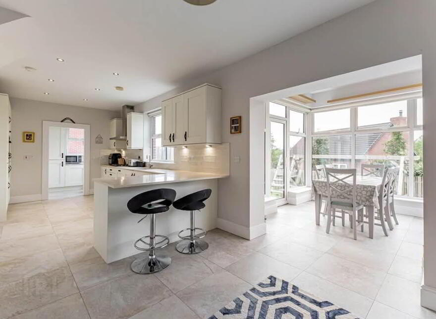 54 Fairfields Glen, Lisburn, BT28 3QL