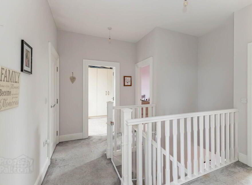 54 Fairfields Glen, Lisburn, BT28 3QL