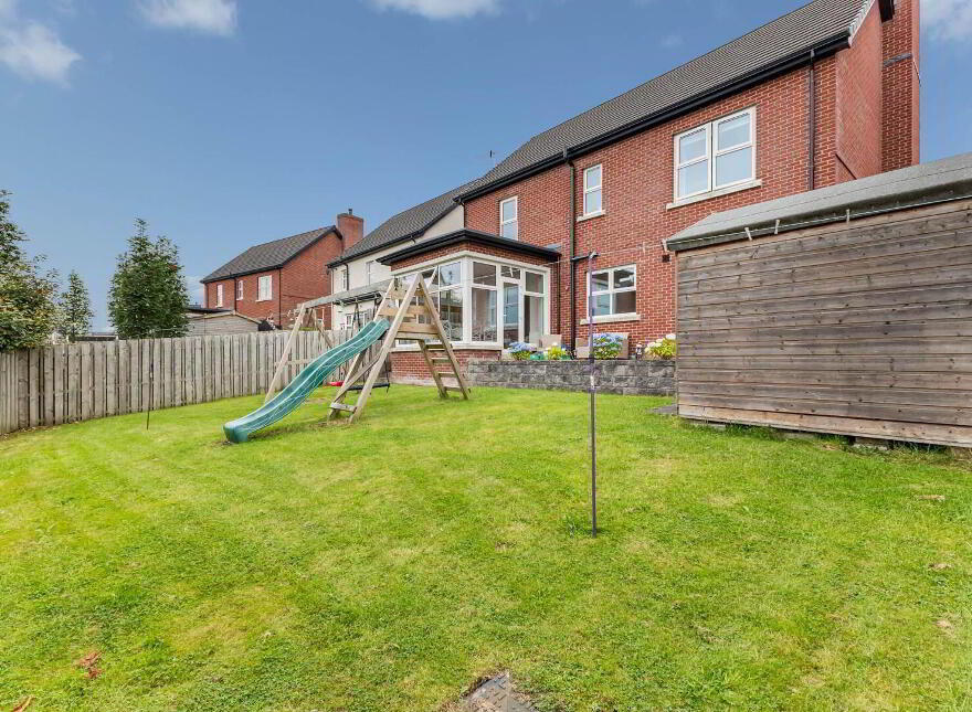 54 Fairfields Glen, Lisburn, BT28 3QL