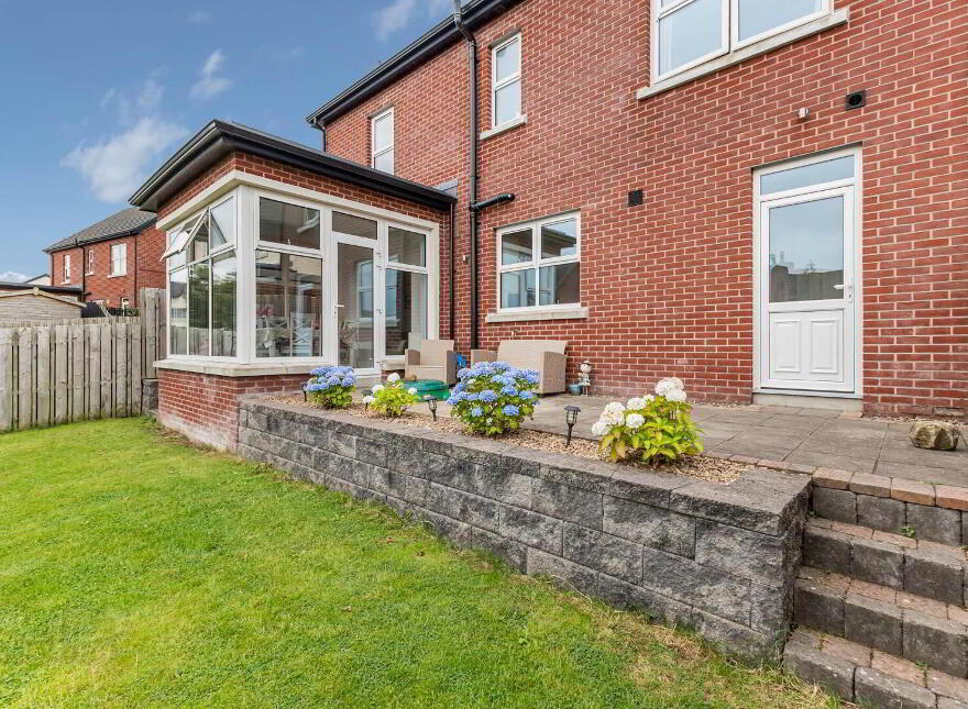 54 Fairfields Glen, Lisburn, BT28 3QL