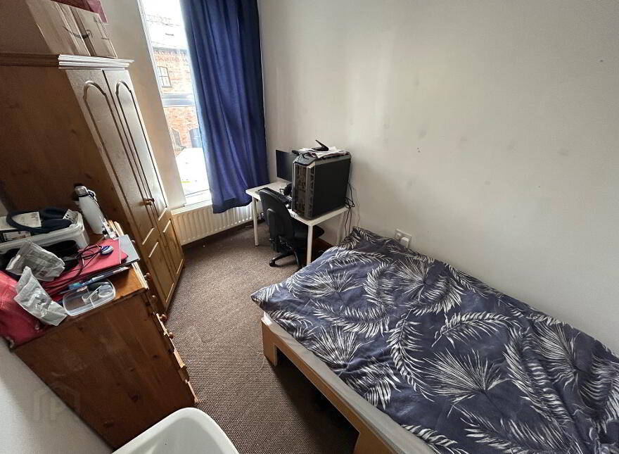 Flat 2, 5 Ashley Avenue, Belfast, BT9 7BN