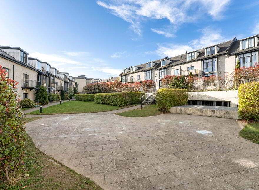49 Slade Castle Court, Saggart, Dublin, D24A294
