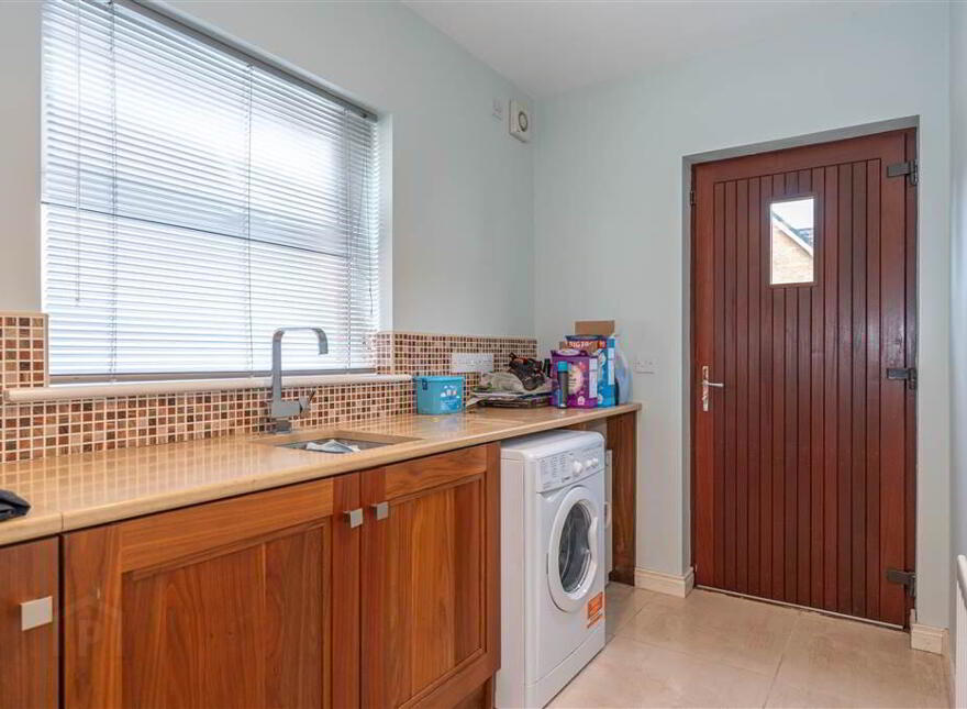 9 Knowehead Hill, Broughshane, BT43 7PD