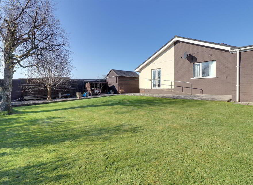 1 Stratheden Heights, Newtownards, BT23 8TD
