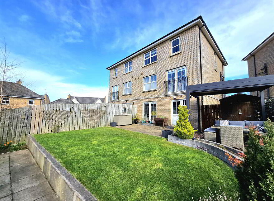 25 Mornington Avenue, Lisburn, BT28 2WP