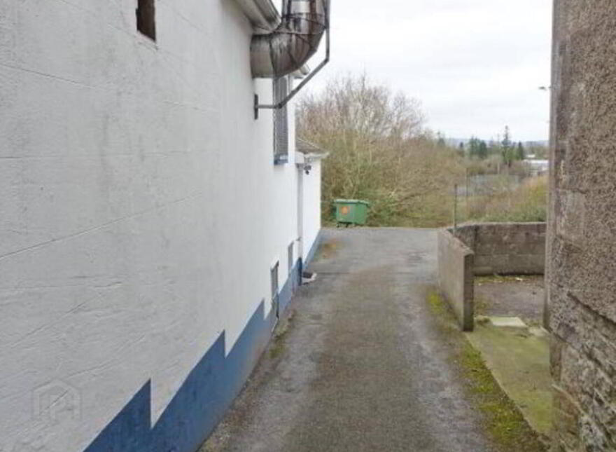 57 Main Street, Lisnaskea, Enniskillen, BT92 0JD