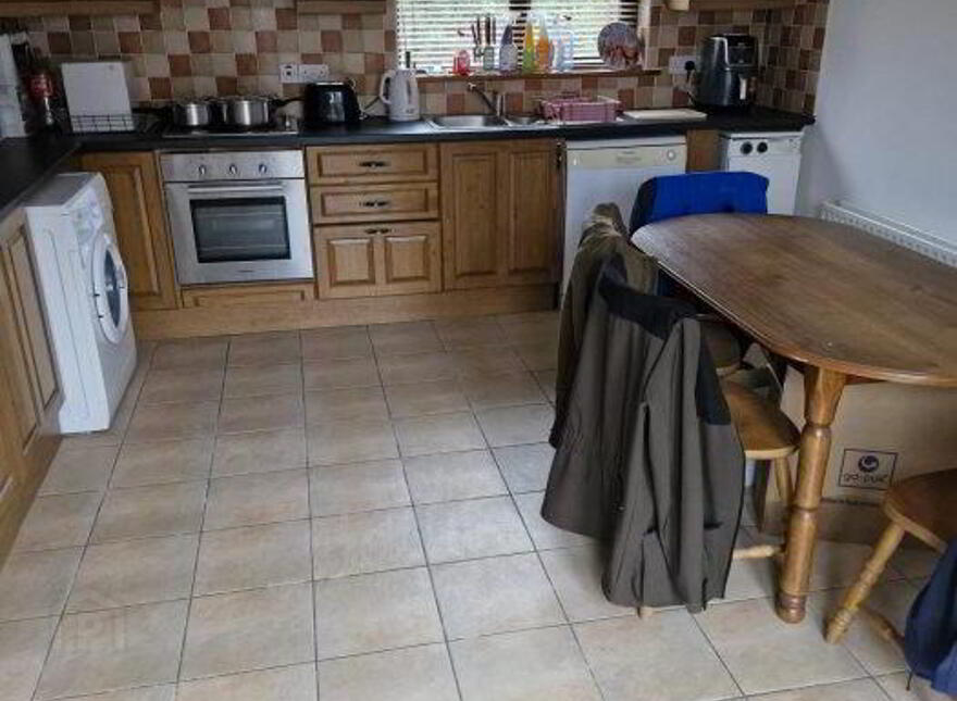 Emlaghmore, Ballynahinch, H71VY94