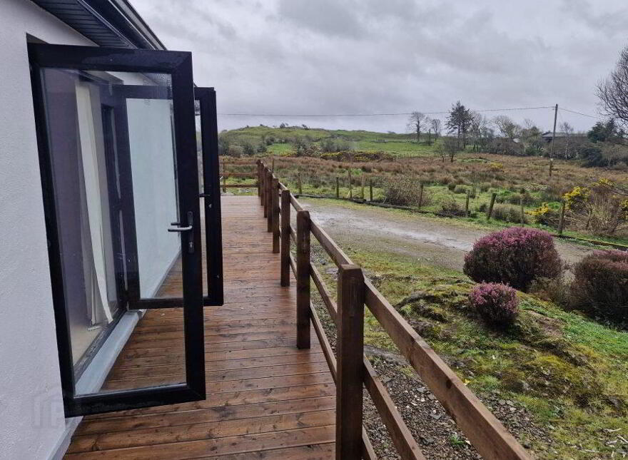 Emlaghmore, Ballynahinch, H71VY94