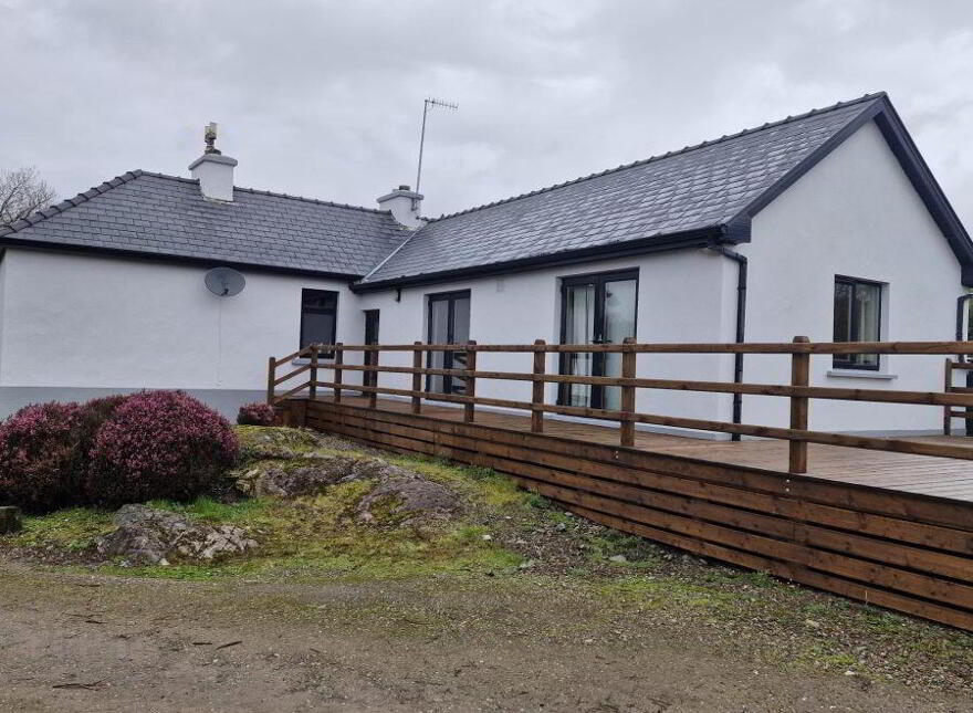 Emlaghmore, Ballynahinch, H71VY94