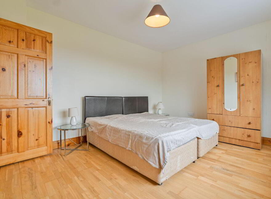 Gneeves, Mallow, Lombardstown