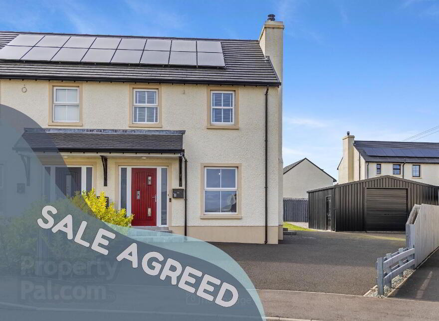 11 The Paddocks, Ballycastle, BT54 6FG photo