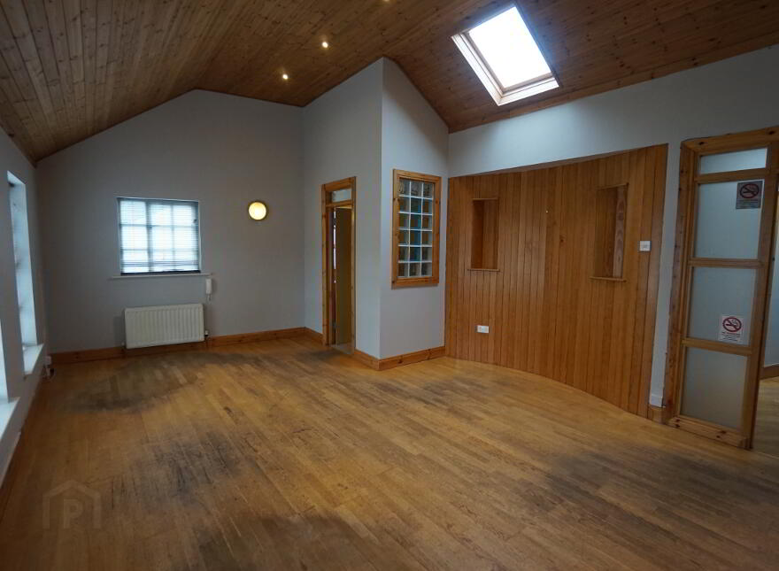 8a Ballynahinch Street, Hillsborough, BT26 6AW
