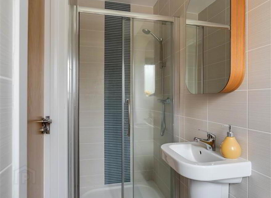 Apt 3, 2-6 Birch Lane, Saintfield, BT24 7FP