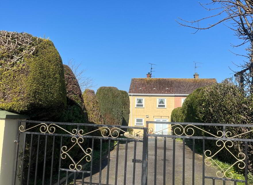 1 The Crescent, Clady, Strabane, BT82 9RJ