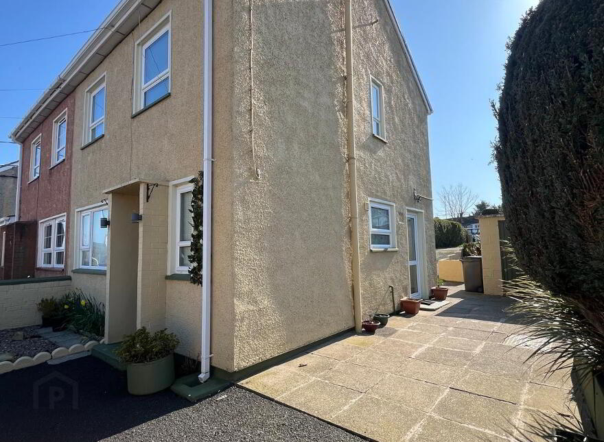 1 The Crescent, Clady, Strabane, BT82 9RJ