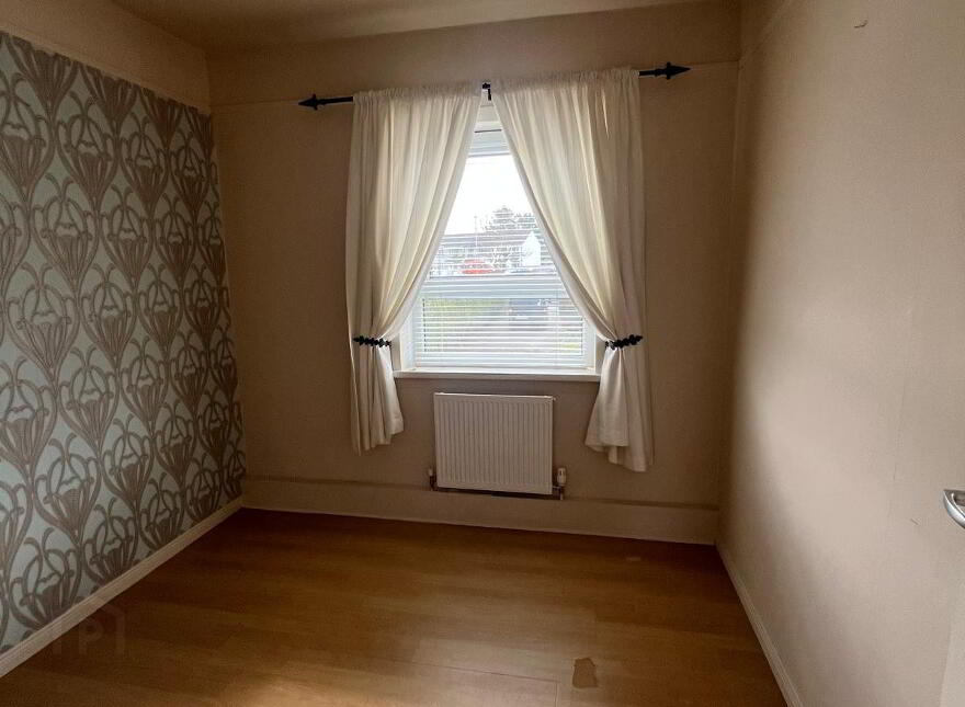 1 The Crescent, Clady, Strabane, BT82 9RJ