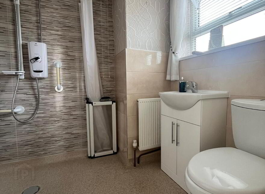 1 The Crescent, Clady, Strabane, BT82 9RJ