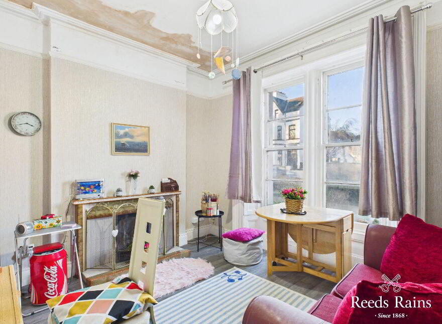 Maritime Cottage, 2 Belfast Road, Carrickfergus, BT38 8BU