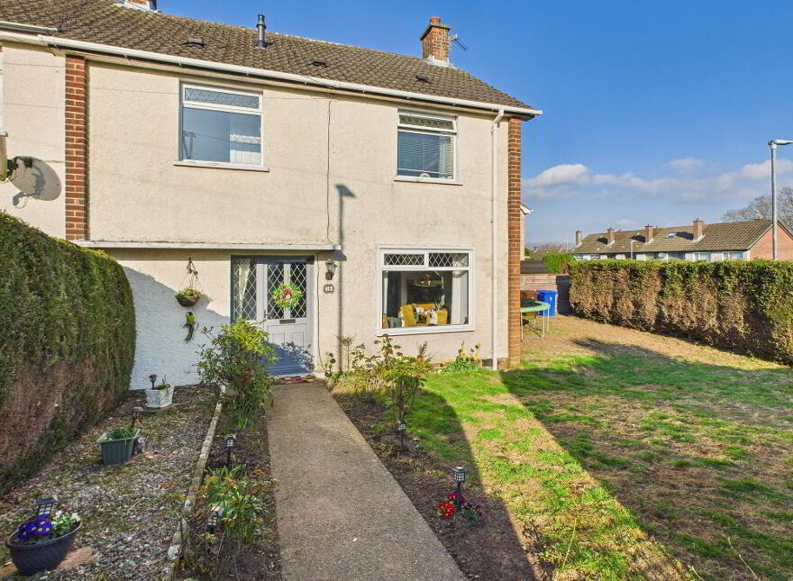 16 Castleward Park, Belfast, BT8 7DG photo