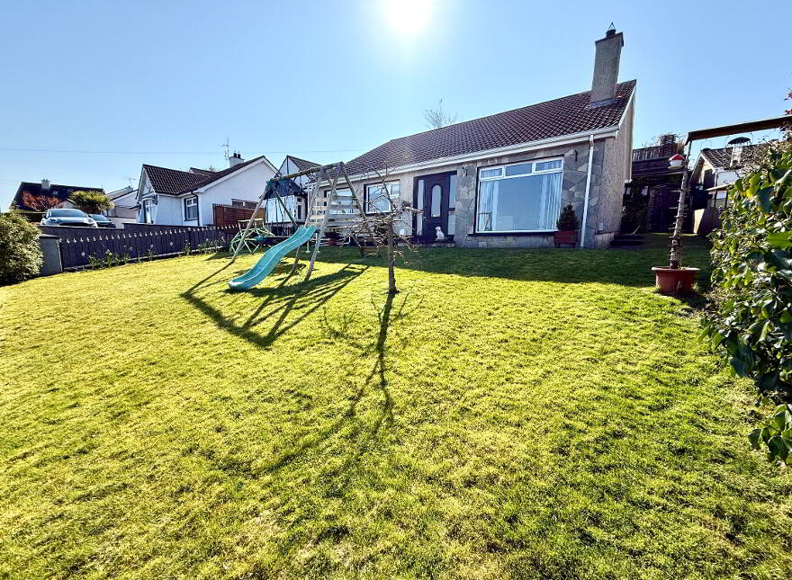 10 Iveagh Park, Greysteel, Derry, BT47 3DD