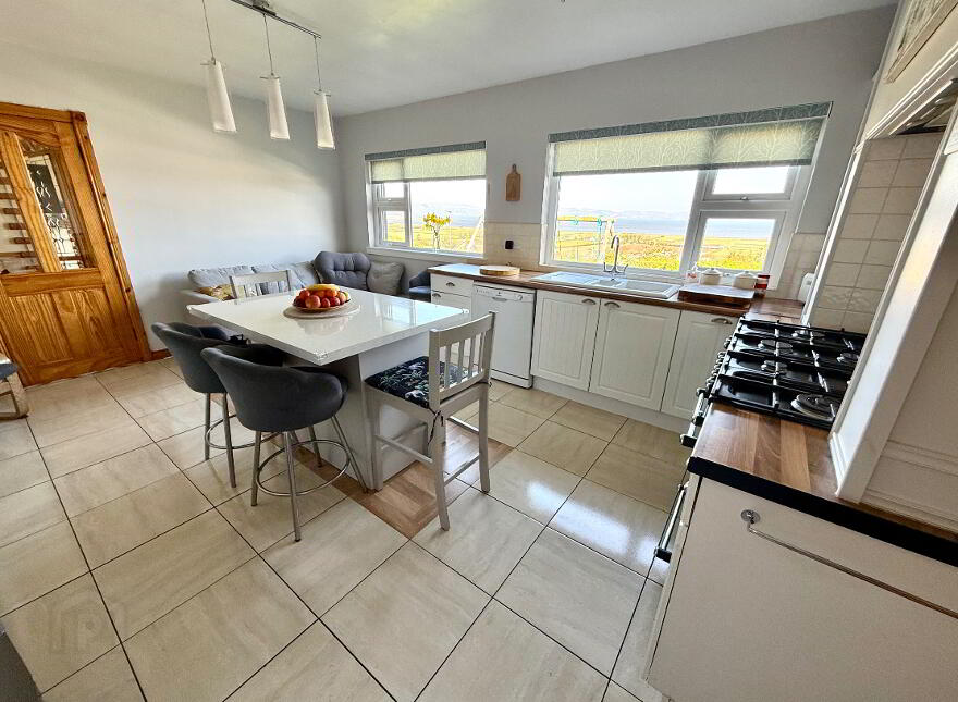10 Iveagh Park, Greysteel, Derry, BT47 3DD